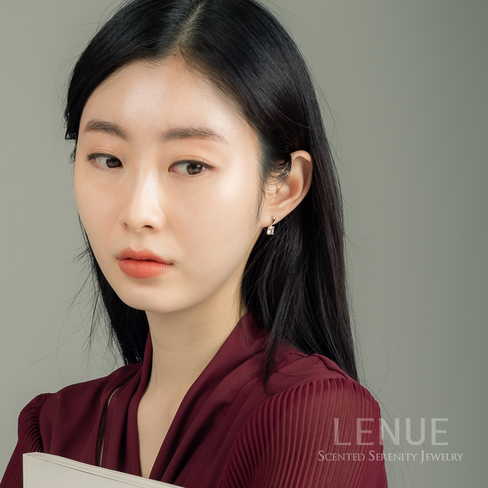 레뉴 레디언트컷 큐빅 직사각 딸랑이 귀걸이 / 14K 골드 여자친구 생일 선물 이미지 7