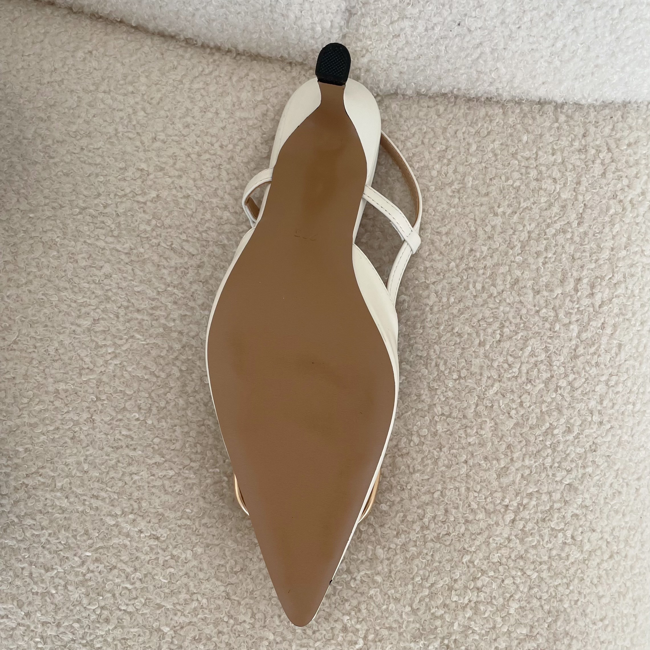 [고급스러움 / 만능템] 8cm 브이 골드메탈 슬링백힐 3color 상세 이미지 102