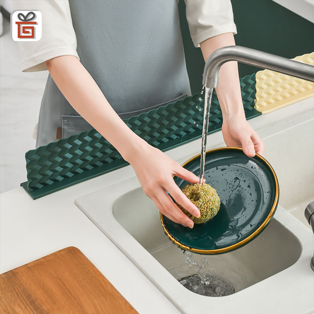 기프템 싱크대물막이 씽크대 설거지 실리콘 물튀김방지