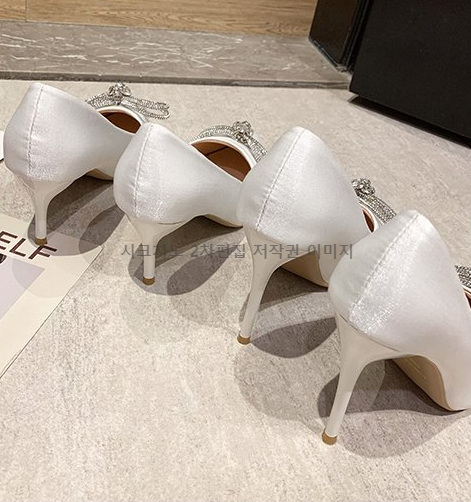 쥬리오 7,10cm 새틴 스틸레토 큐빅 하이힐 구두 2color 상세 이미지 27