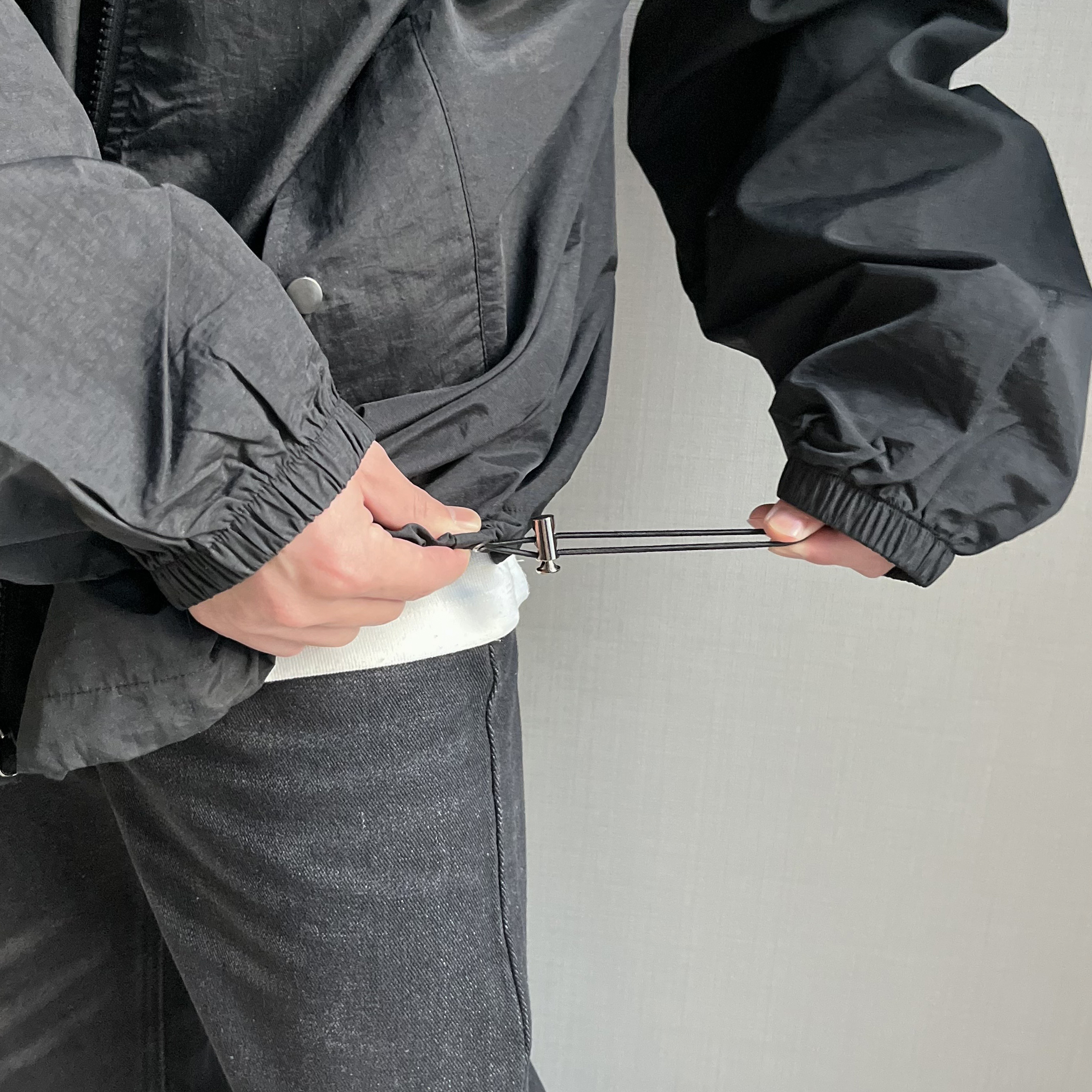 남자 여자 공용 카라 바람막이 블랙 숏야상 집업 자켓 이미지 2