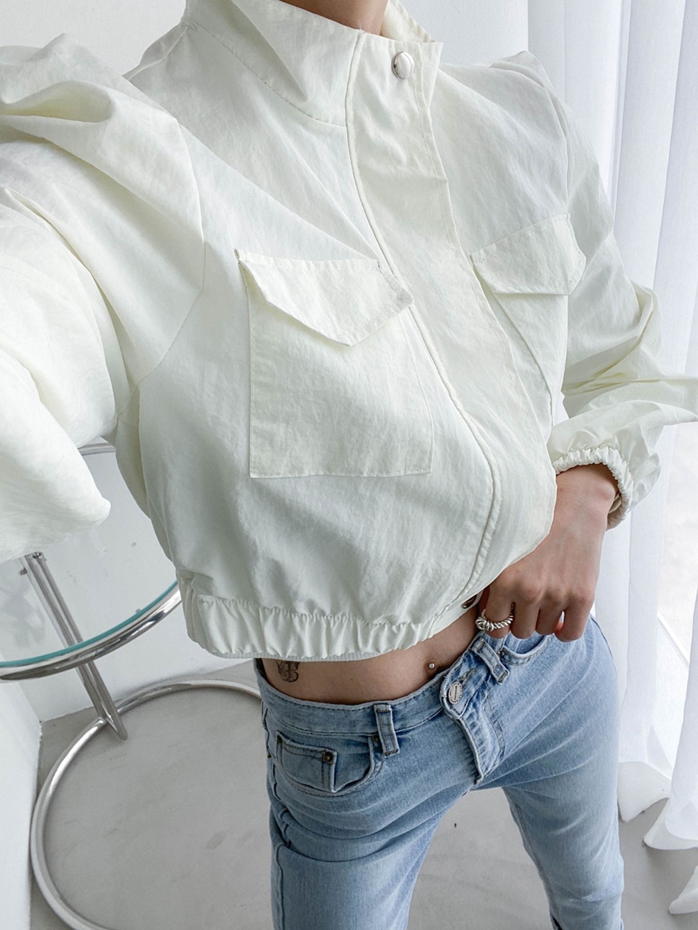 바스락 바람막이 크롭 셔링 퍼프소매 집업 점퍼 아우터 이미지 6