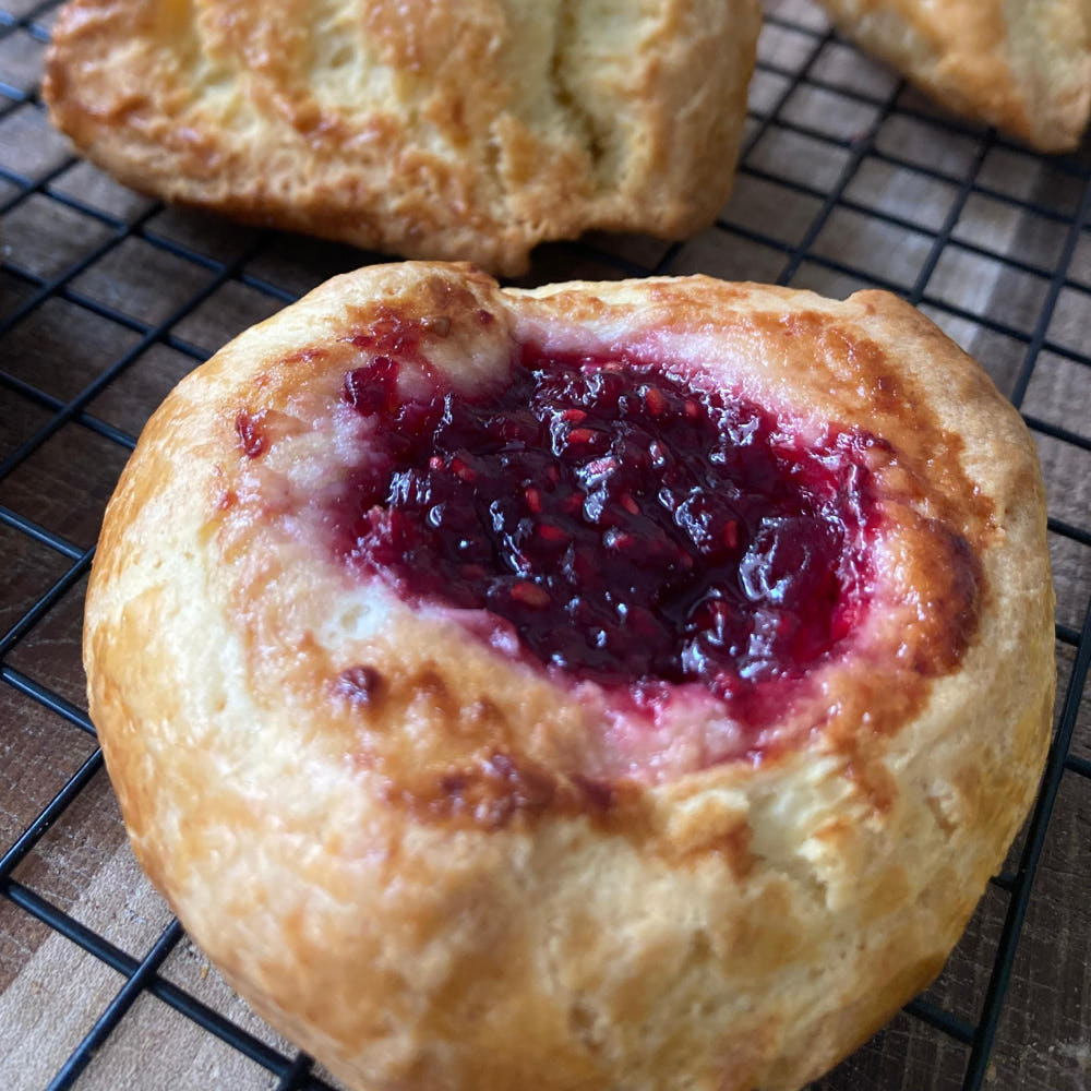 노브레드 스콘 속 촉촉한 무화과