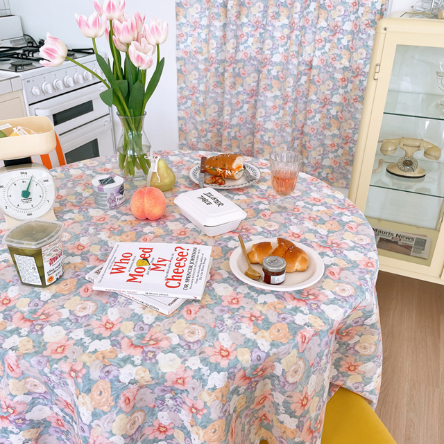 파스텔 플라워 방수 식탁보 테이블보 캠핑 홈카페 파티 집들이 95X110