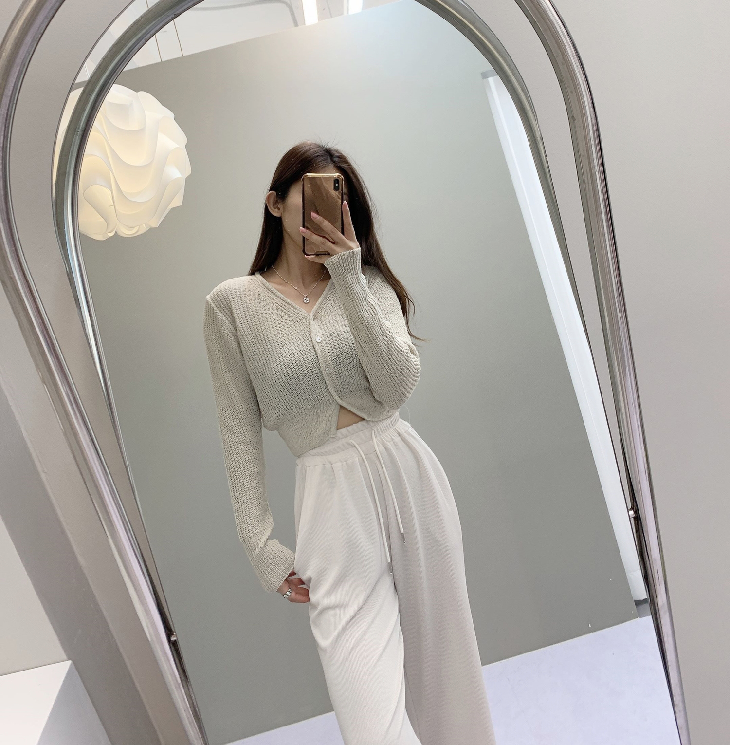 레모나 Y넥 베이지 가디건 [무료배송] 상세 이미지 16