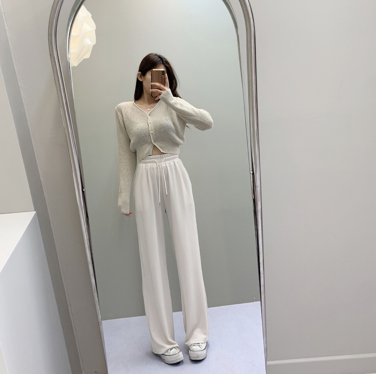 레모나 Y넥 베이지 가디건 [무료배송] 상세 이미지 14