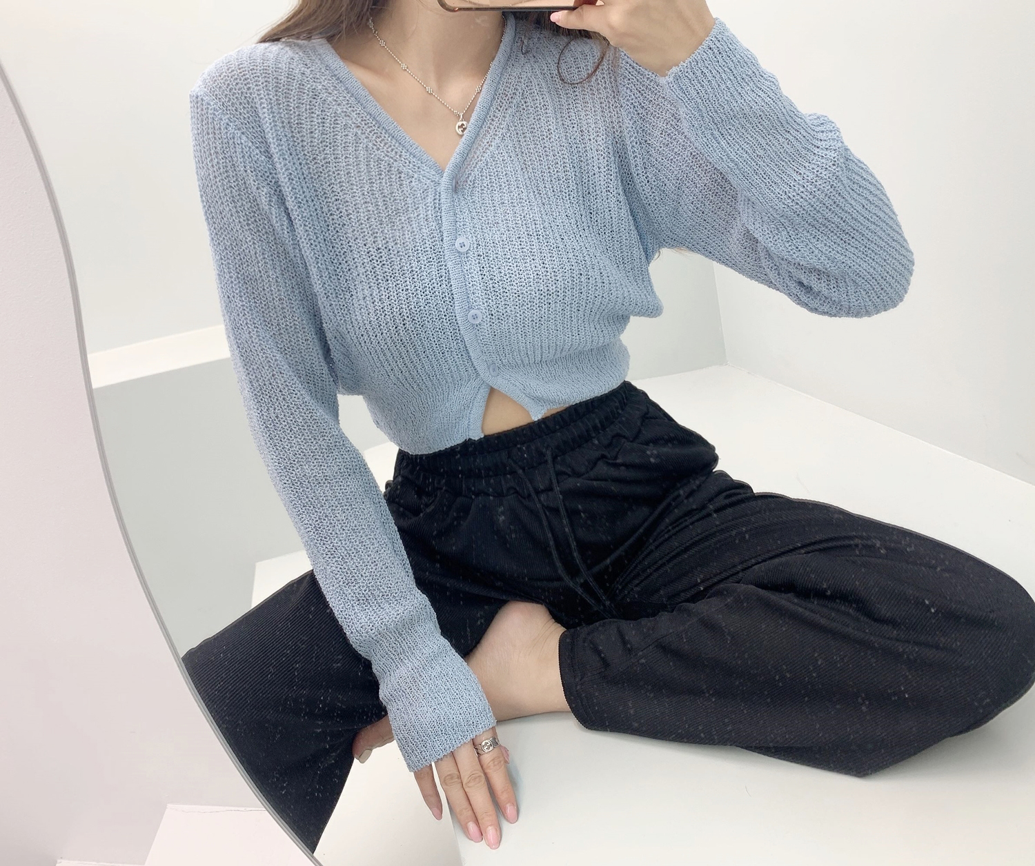 레모나 Y넥 베이지 가디건 [무료배송] 상세 이미지 40