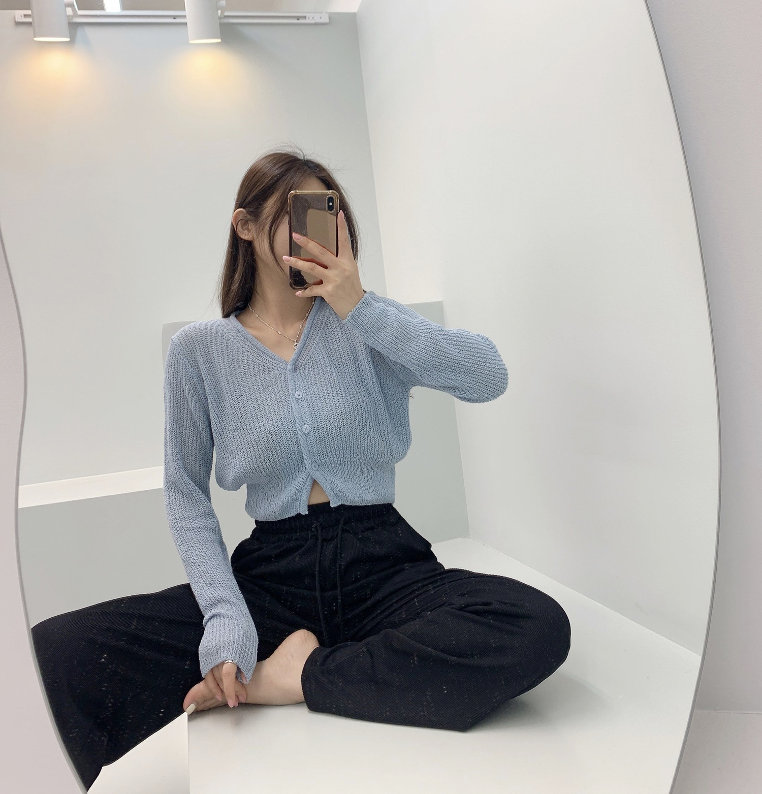 레모나 Y넥 베이지 가디건 [무료배송] 상세 이미지 37