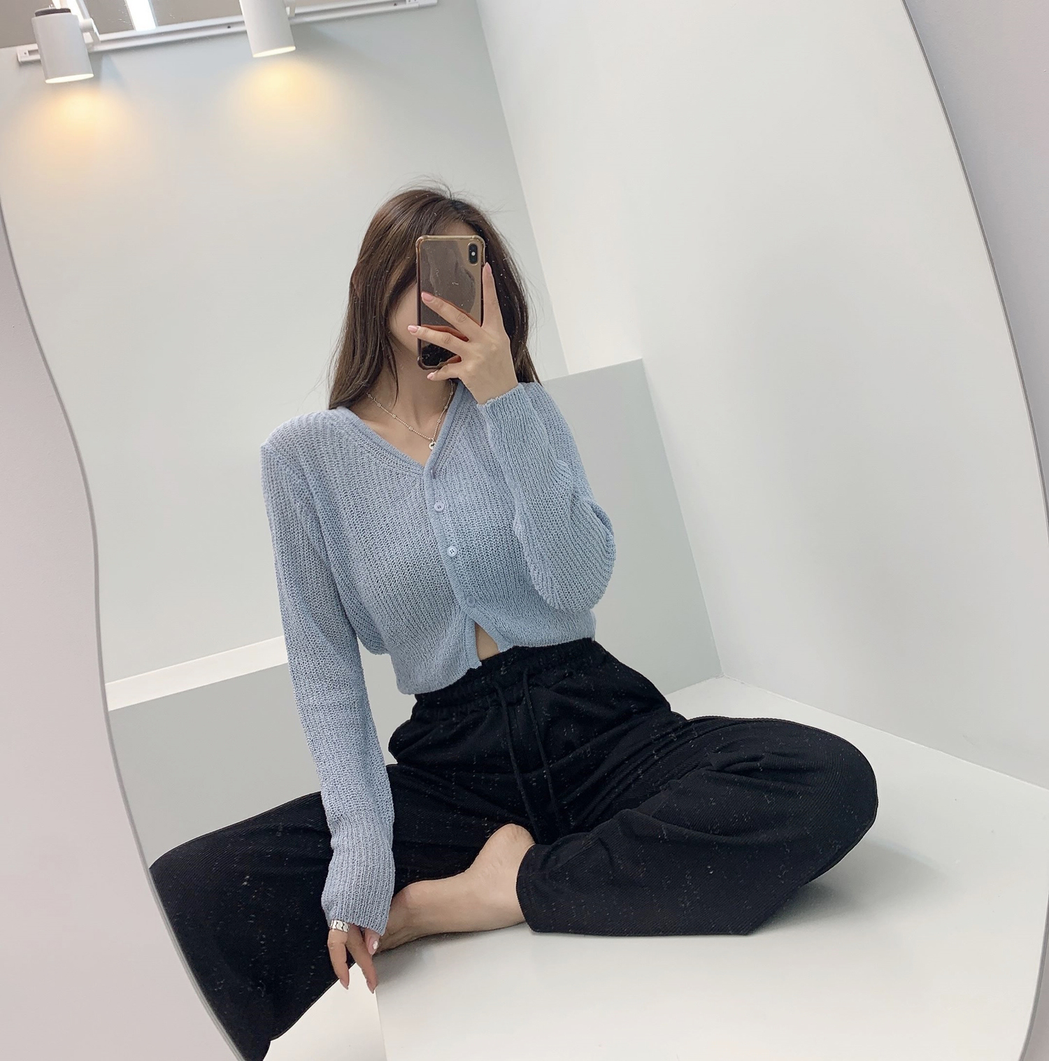 레모나 Y넥 베이지 가디건 [무료배송] 상세 이미지 36