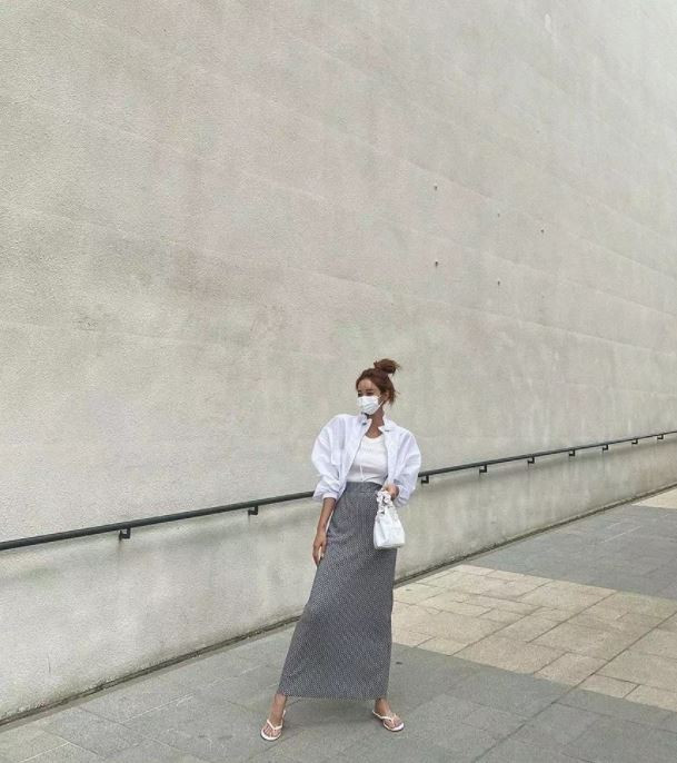 초경량 캐주얼 넥라인 스트링 점퍼 2col 프론트 포켓 크롭 숏 바캉스 바람막이 야상 상세 이미지 7