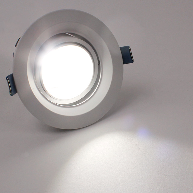 더쎈 LED 다운라이트 7.5cm(3인치) 8W 컴파스 COB 직회전 매입등 - 상세 이미지 3