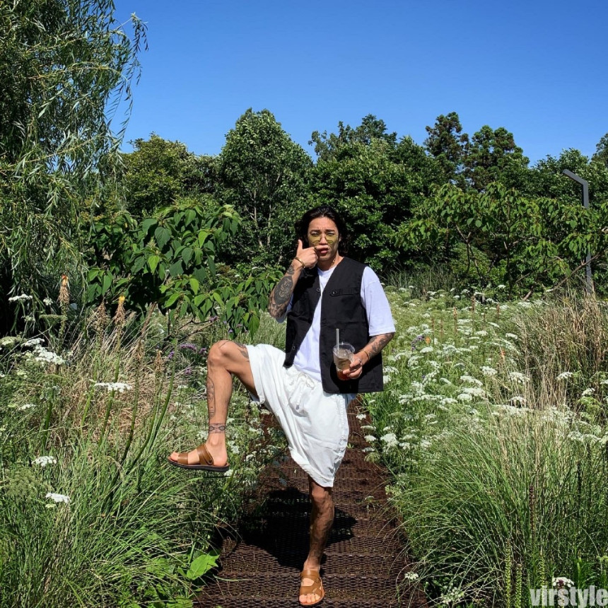 %EC%9D%BC%EC%83%81%EC%BB%B73619675F-33F6-4985-B71B-451B538A81DF