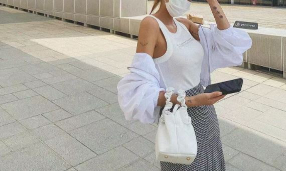 초경량 캐주얼 넥라인 스트링 점퍼 2col 프론트 포켓 크롭 숏 바캉스 바람막이 야상 상세 이미지 10