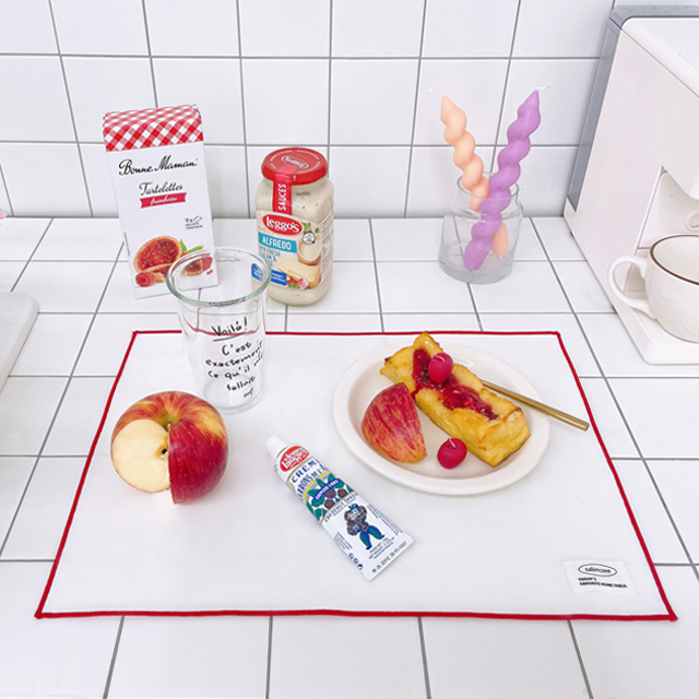 살림씨 화이트 방수 테이블 식탁매트 / 홈파티 홈카페 테이블웨어 A-type(인타룩)