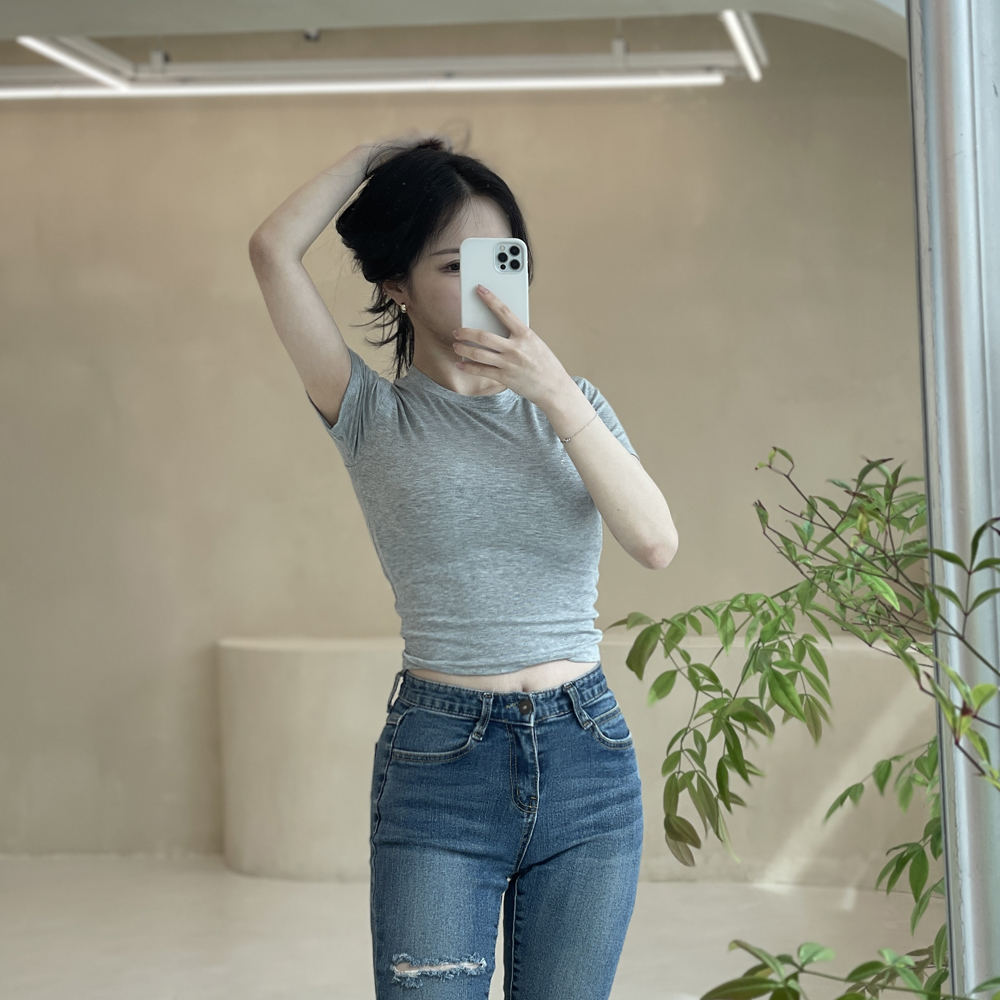 글램 티셔츠 여름 반팔 베이직 레이온 스판 크롭 슬림 핏 - 상세 이미지 4