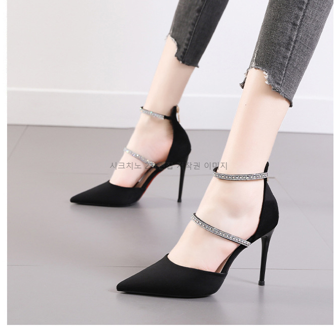 티르키 10cm 스웨이드 큐빅 스트랩 스틸레토 하이힐 2color 상세 이미지 4