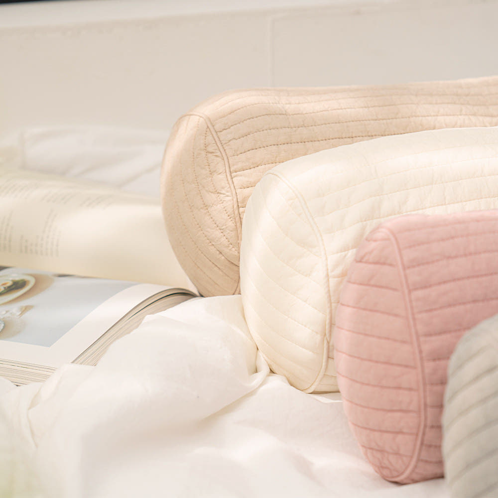 인테리어 쿠션 배치 예시