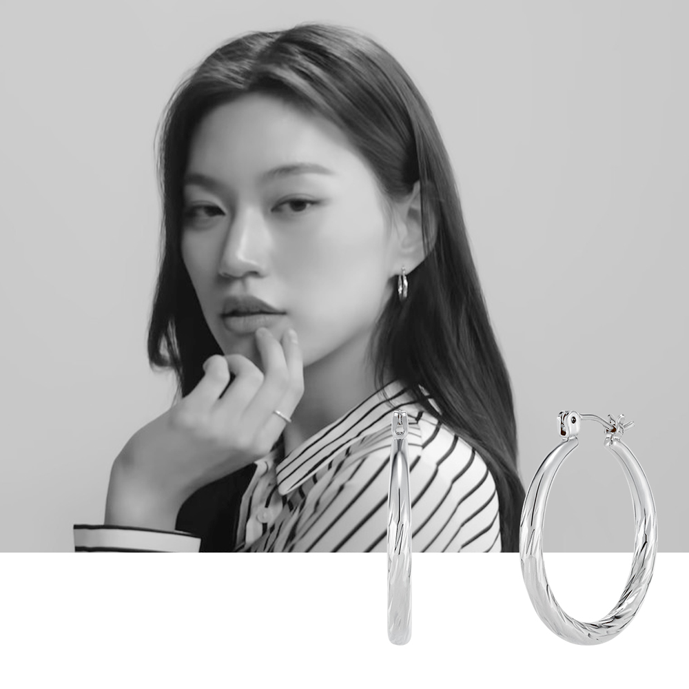 [손예진 착용] 폴브리알 주얼리 메쉬 후프링 귀걸이 PYBE0119_BRASS - 상세 이미지 2