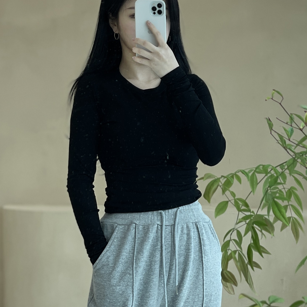 베이직 라운드 티셔츠 여성 기본티 긴팔 레이어드 이너 면스판 슬림핏 무지티 - 상세 이미지 4