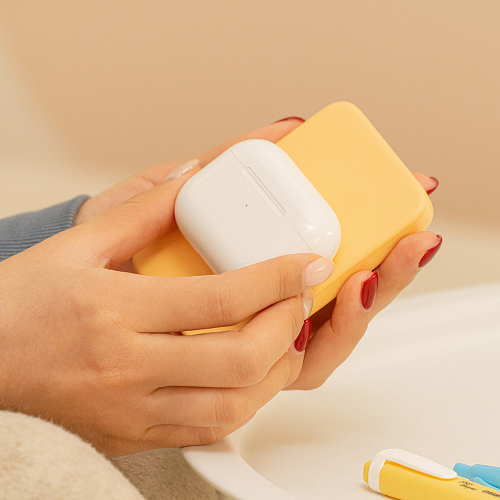[고속 충전] 카카오프렌즈 어부바 맥세이프 무선 충전 보조배터리 5000mAh (춘식이) - 상세 이미지 4