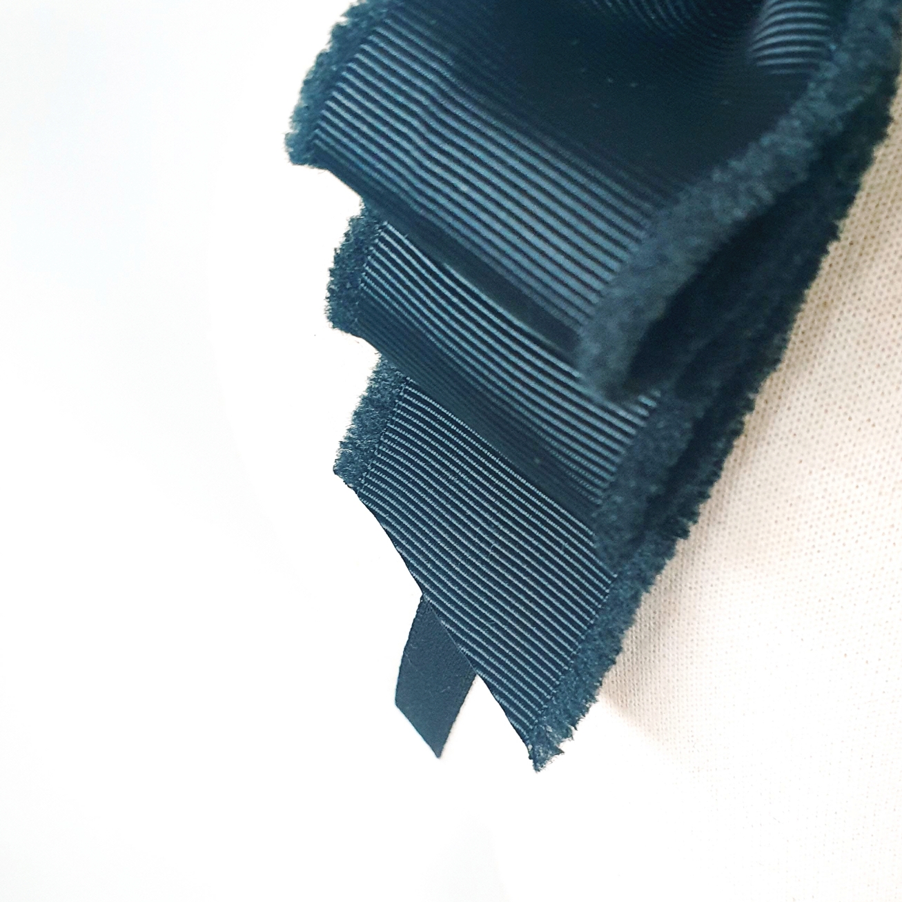 블랙골지태슬리본베이비밴드 아기머리띠 검정아기머리띠 백일아기머리띠 신생아머리띠