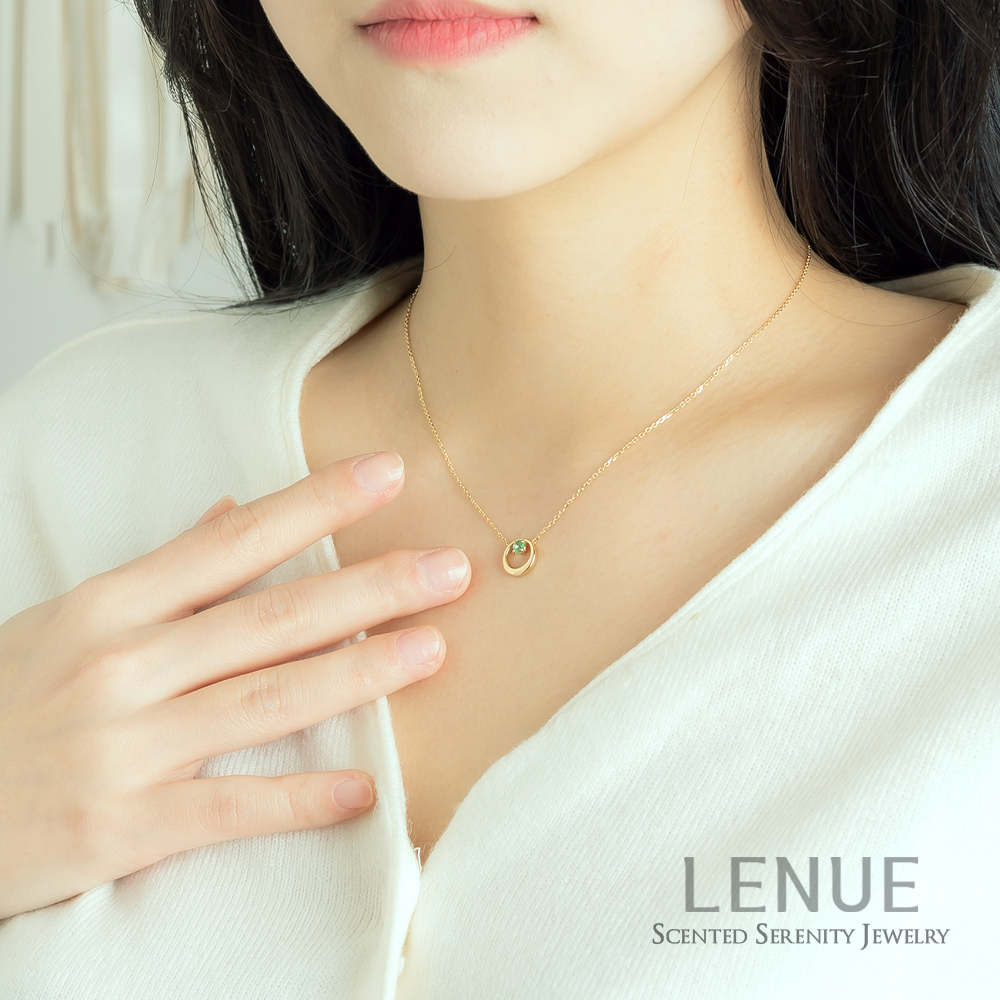 레뉴 5월 탄생석 에메랄드 보석 천연석 14K 골드 여자친구 아내 생일선물 라운드 목걸이 이미지 3