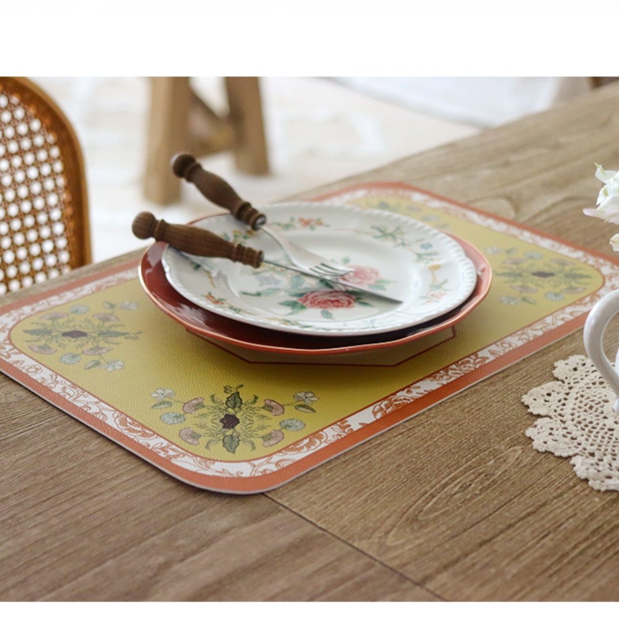 명품 미니 테이블 매트 식탁위에까는고무판 개인식탁보