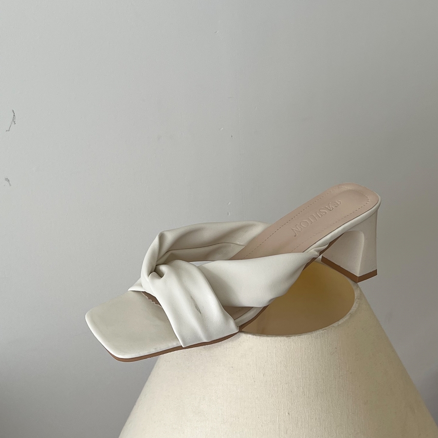 편한 꼬임 뮬 슬리퍼 (6.5cm) 상세 이미지 25