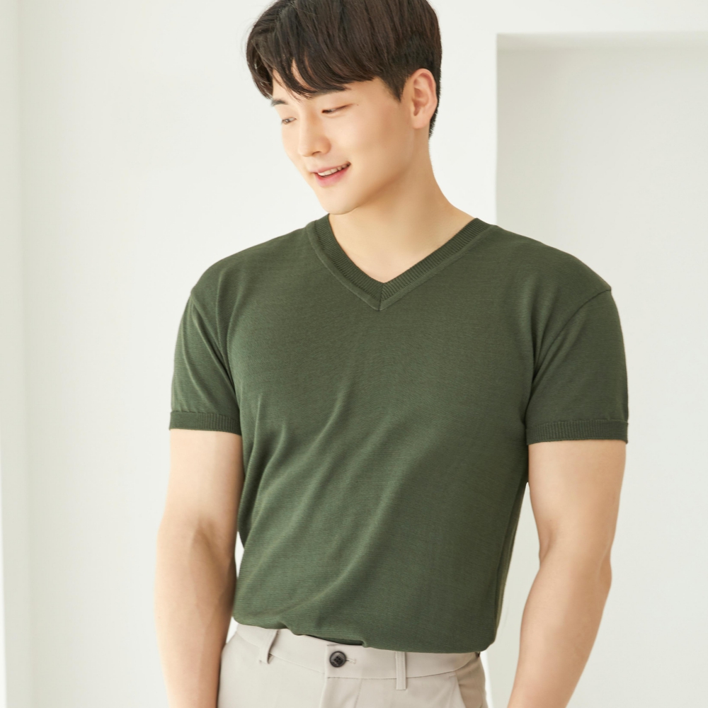 어깨넓어보이는 남자 반팔 머슬핏 V넥 브이넥 니트 티셔츠 이미지 7