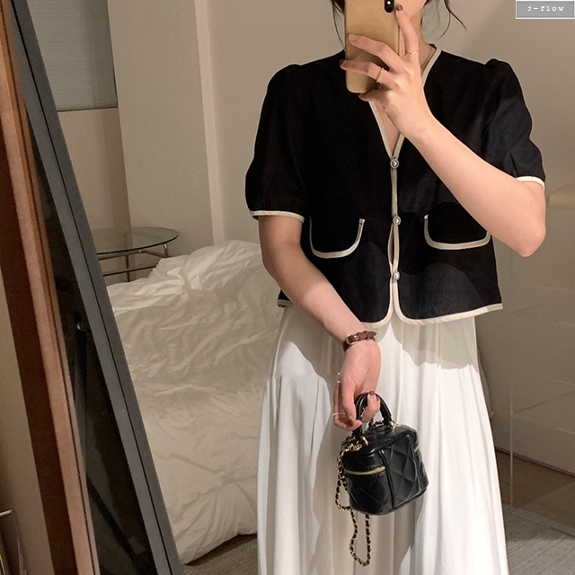 첼시 브이넥 린넨 진주버튼 크롭 자켓 (오트밀,블랙) 자켓 여름 배색 퍼프 크롭 제이플로우 - 상품 이미지