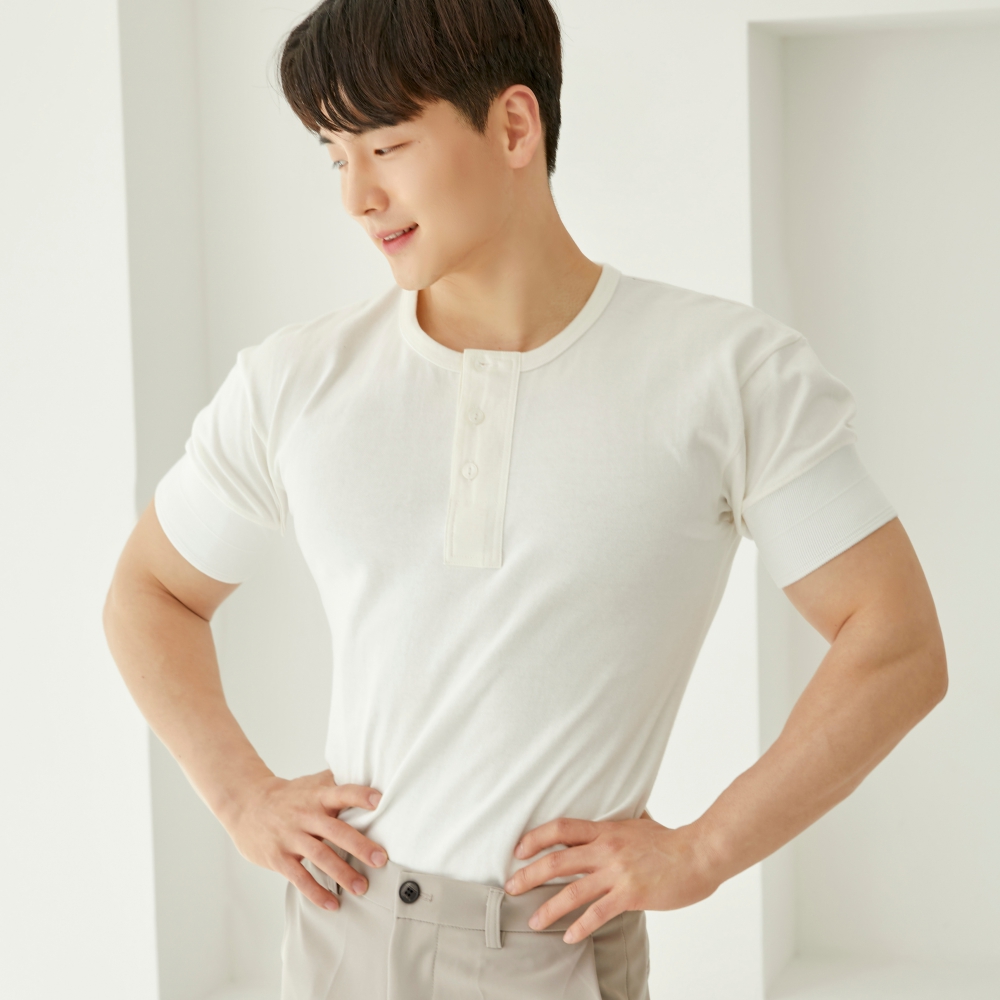 남자 헨리넥 티셔츠 머슬핏 티셔츠 블랙라벨 티셔츠 남자 티셔츠 추천 티셔츠 선택법