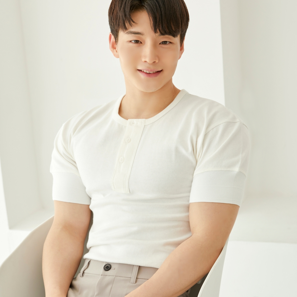 남자 헨리넥 티셔츠 머슬핏 티셔츠 블랙라벨 티셔츠 남자 티셔츠 추천 티셔츠 선택법
