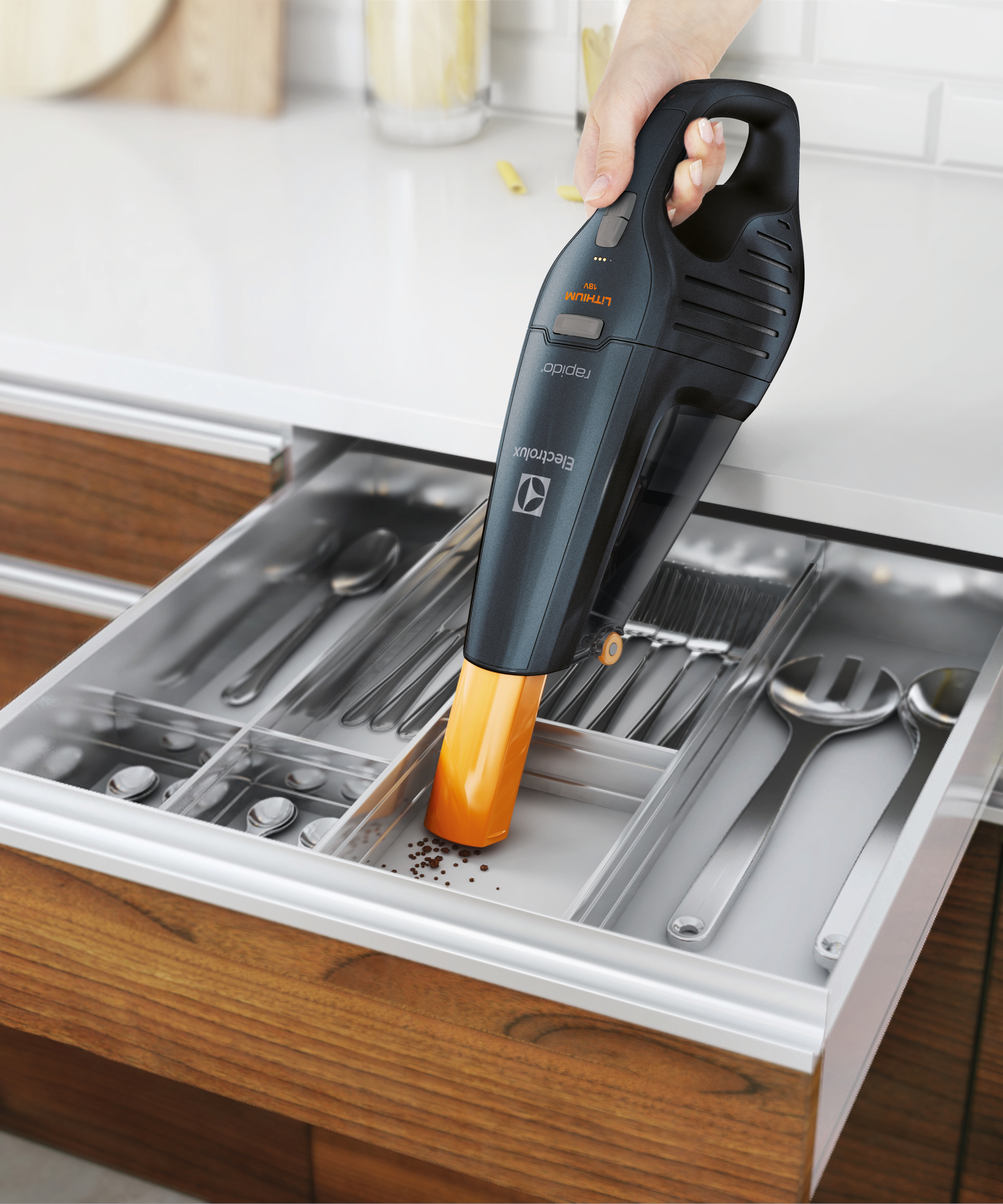 일렉트로룩스 ZB6218STM 라피도 18V 리튬 무선청소기 이미지 7