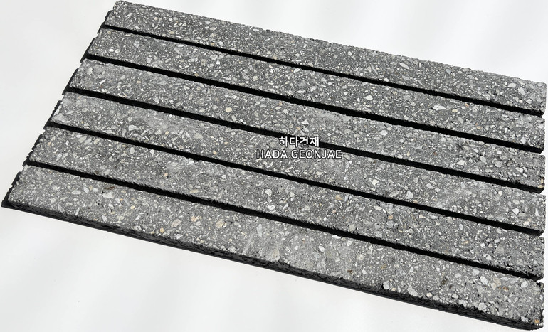 모노타일 롱와이드 500x40x18T 블랙 / 하다건재 롱브릭타일