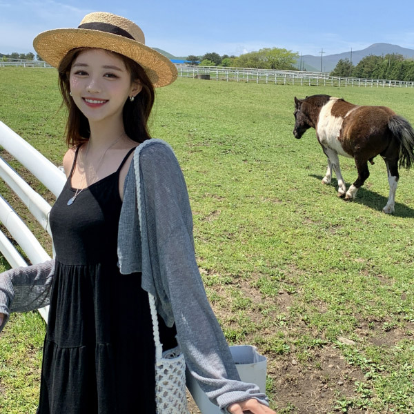 내츄럴핏 크롭 V넥 가디건 cd2452