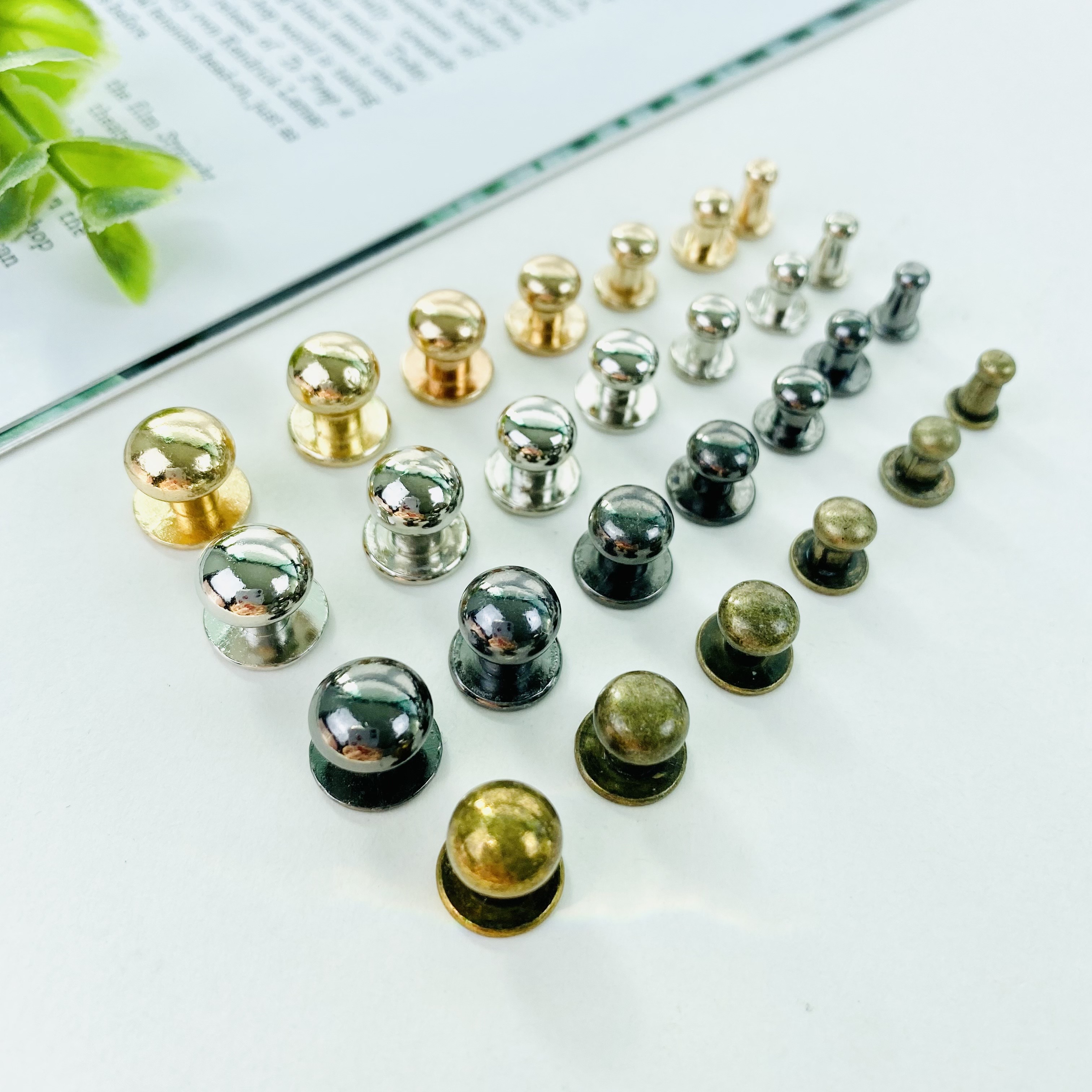 4,5,6,7mm 가죽공예 솔트레지 장식 가방부자재 (4개) - 상품 이미지