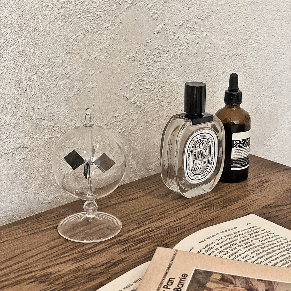 유월가게 라디오미터 유리 오브제 모빌 썬캐쳐 키네틱아트 미니타입