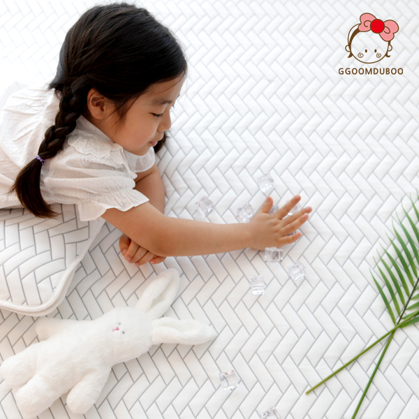 꿈두부 아이차유 시원한 듀라론 냉감 유아 쿨패드 통기성 좋은 사계절 태열 여름매트