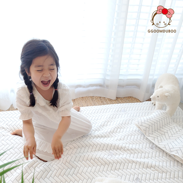 꿈두부 아이차유 시원한 듀라론 냉감 유아 쿨패드 통기성 좋은 사계절 태열 여름매트