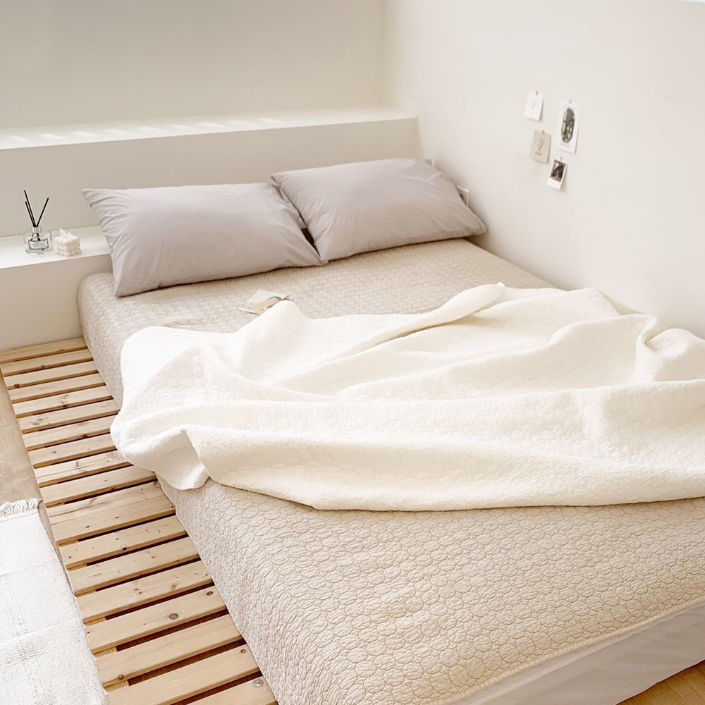 마롤로뜨 여름 침대 패드 이불 겸용 목화솜 스프레드 60수 피그먼트 퀸