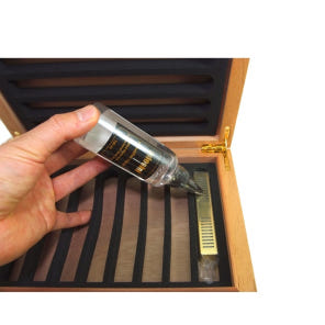 시가휴미더 아도리니휴미도 Adorini Travel Humidor Cedro 12-13스틱