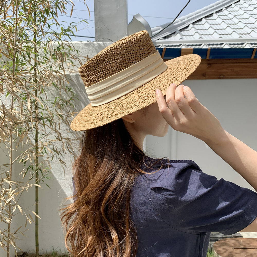 클래식 라탄 왕골 밀짚모자 여성 여름 모자 라피아햇 여행 휴양지 챙넓은모자 비치 바캉스