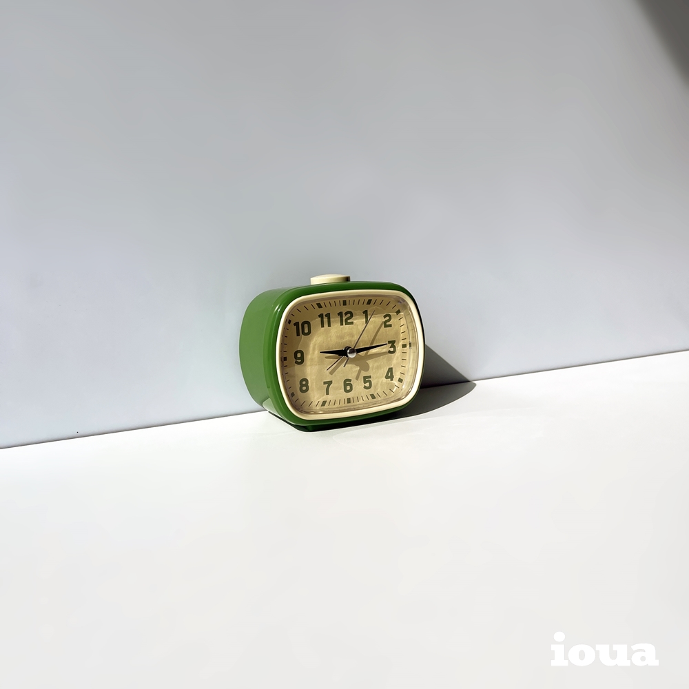 레트로 아날로그 무소음 미니 알람 탁상시계 앤틱 빈티지 디자인 1973