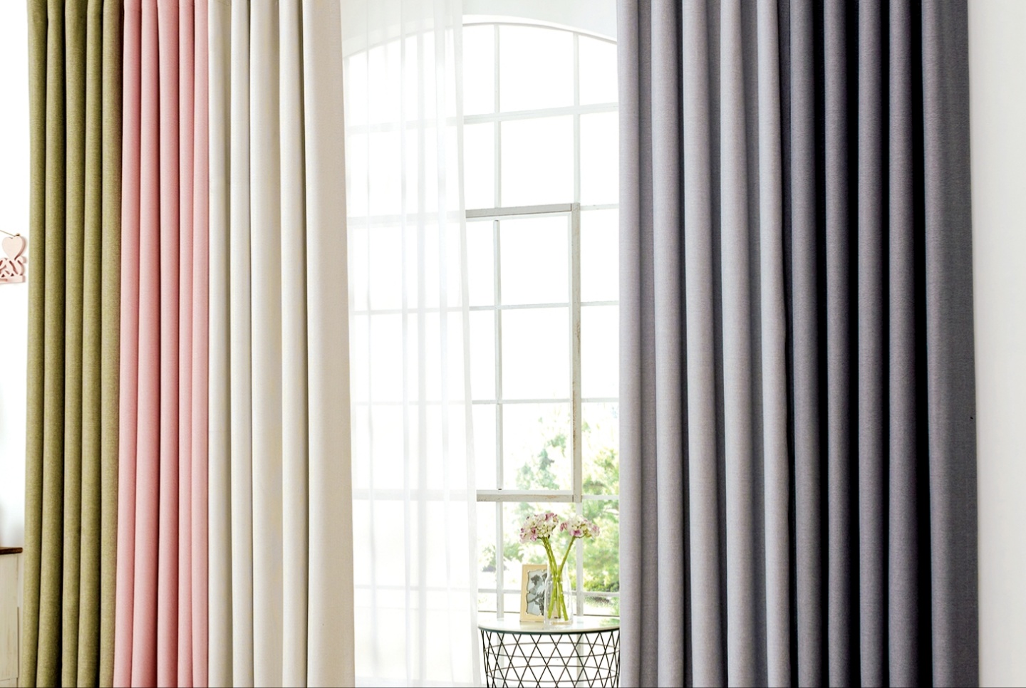 아르일랑 일상 암막 커튼 빛차단율 80% 형상기억 가공 1cm 나비주름 타입 항균 누오베