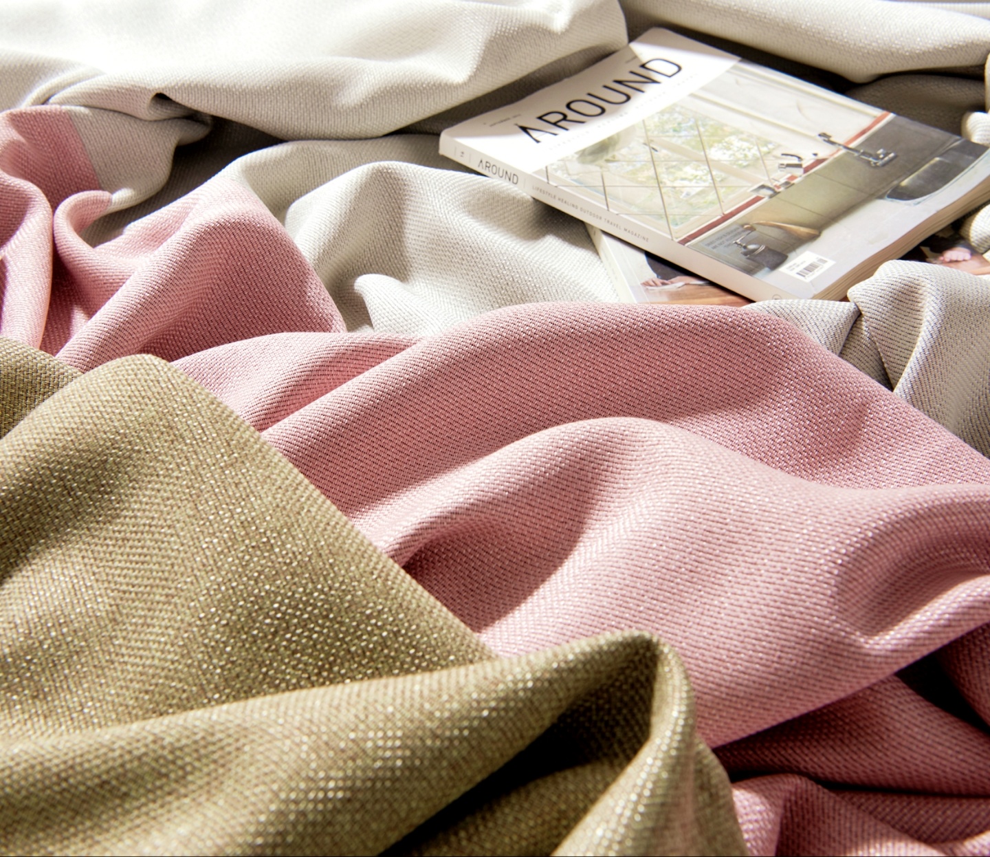 아르일랑 일상 암막 커튼 빛차단율 80% 형상기억 가공 1cm 나비주름 타입 항균 누오베