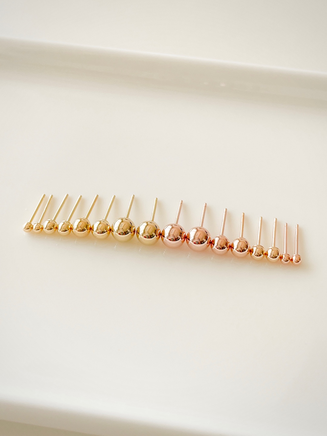 14k 베이직 골드 볼 귀걸이 2mm 3mm 4mm 5mm 심플 데일리 침 이미지 7