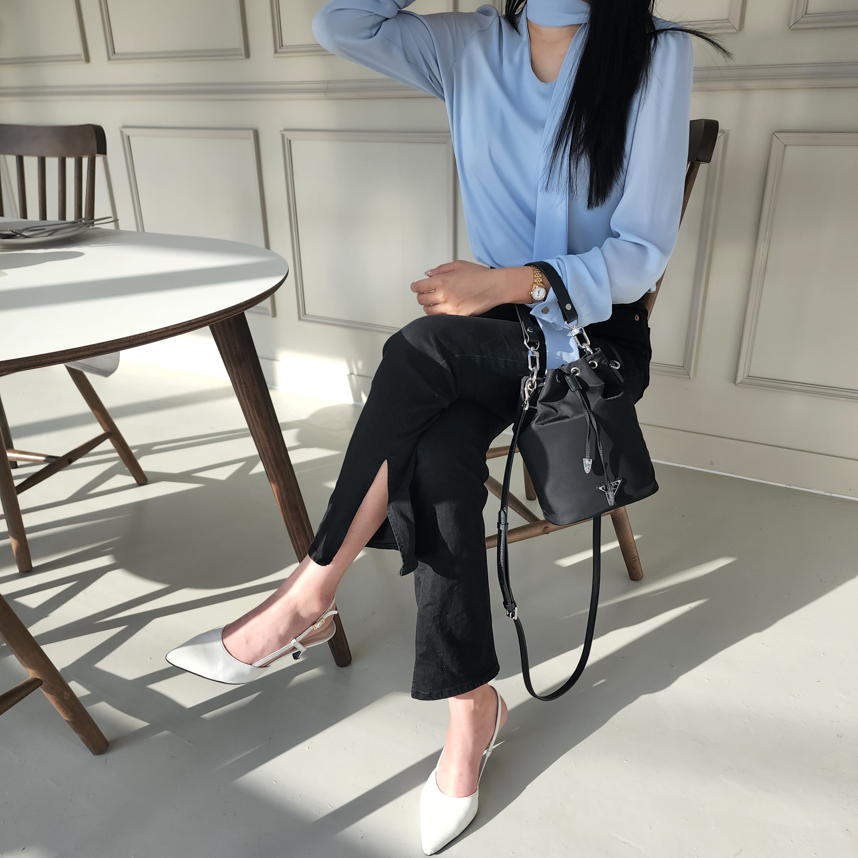 도시백 버버리 호환 포이베 리폼 파우치백 가방 버킷백 가죽 숏핸들 탑핸들 사피아노 스트랩 끈 이미지 4