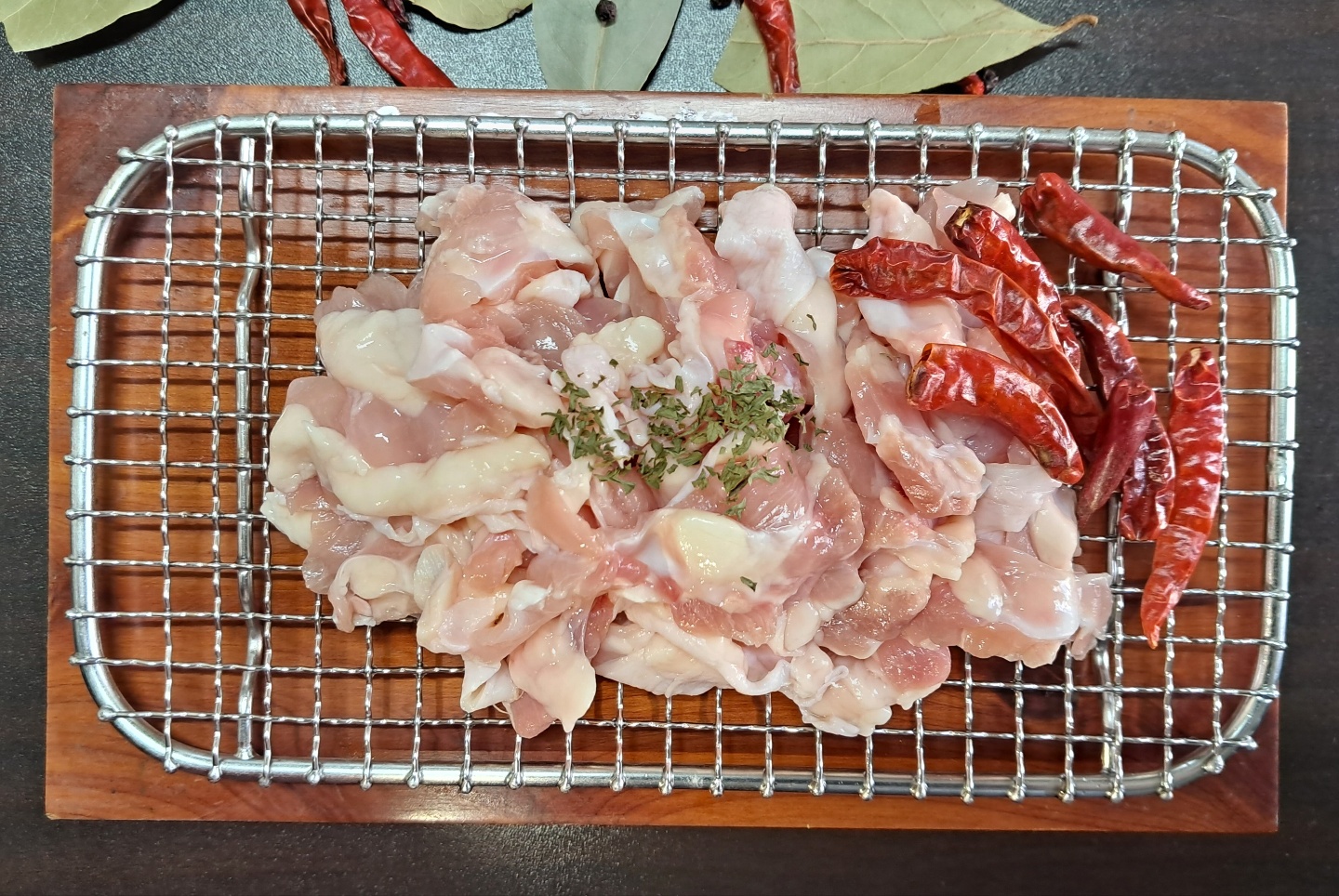 닭무릎연골550g 닭 특수부위 연골 구이 오돌 간편식 밥반찬 술안주 야식 캠핑음식 - 상세 이미지 4