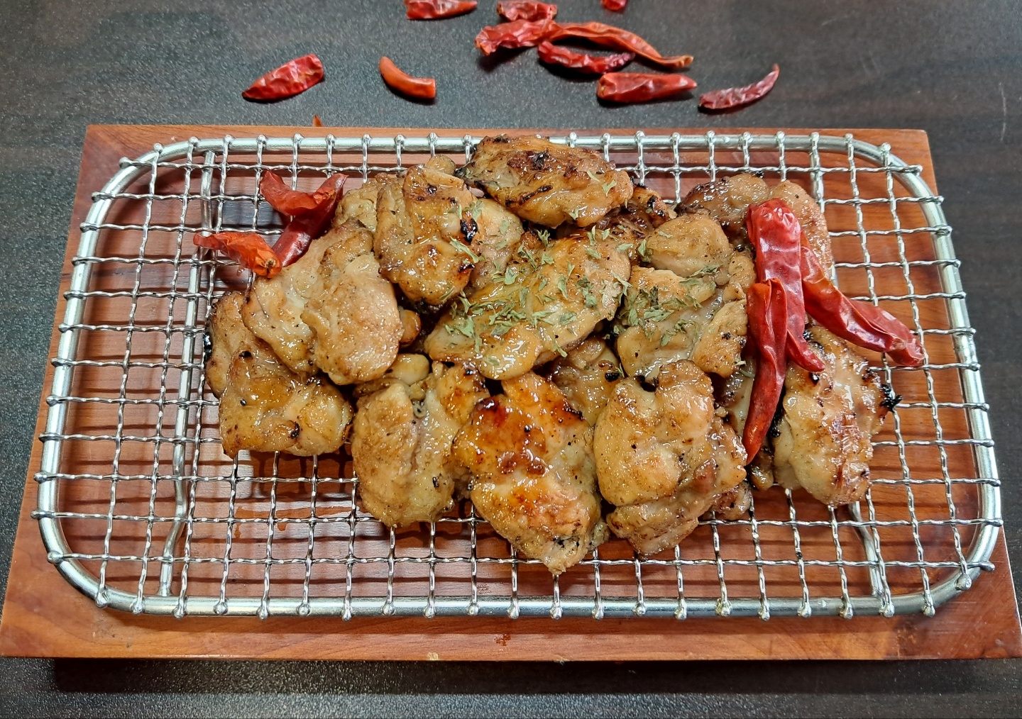 닭갈비살550g  닭 어깨살 목살 연골 구이 춘천 양념 닭갈비 특수부위 어린이반찬 간식  야식 안주 캠핑음식 - 상세 이미지 3