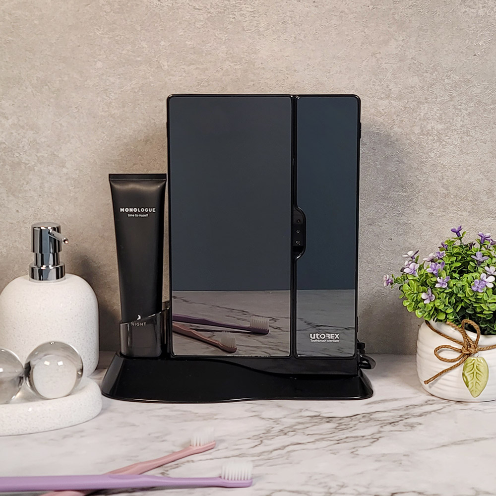 유토렉스 가정용 칫솔살균기 UV LED 살균 히팅 건조 벽걸이 건조기 소독기 블랙 미러  UTC-83UV